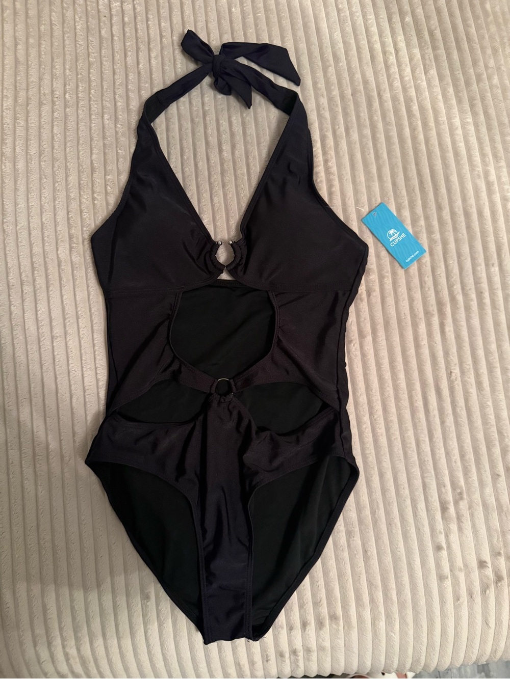 Cupshe Black Cutout Halter One-Piece Swimsuit
